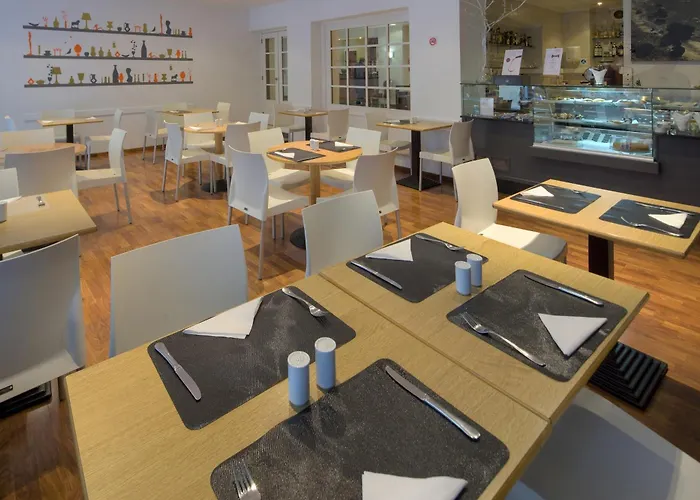 Orquidea 3* Φουνκάλ