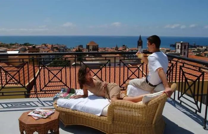 Orquidea 3* Funchal (Madeira)