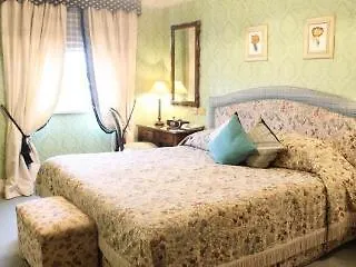 Orquidea Hotel 3*