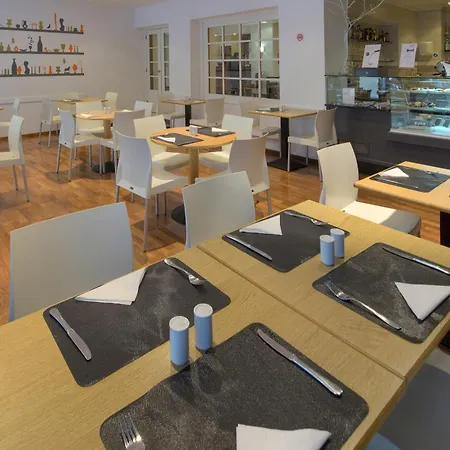 Orquidea 3* Funchal (Madeira)