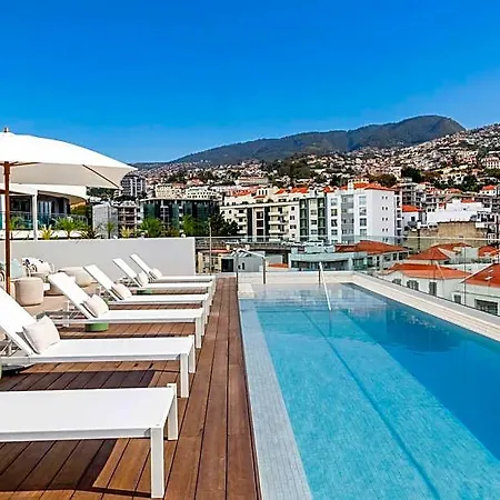 Orquidea 3* Funchal (Madeira)