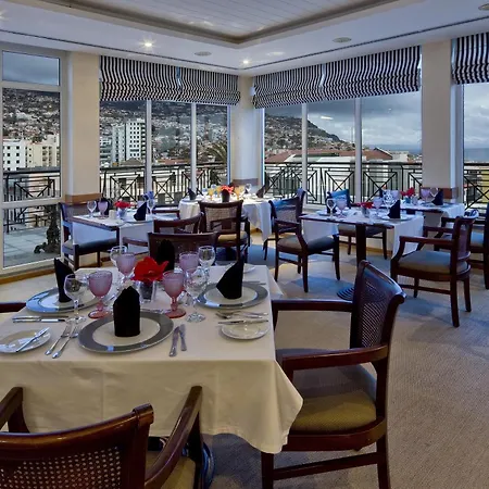 Orquidea 3* فونشال