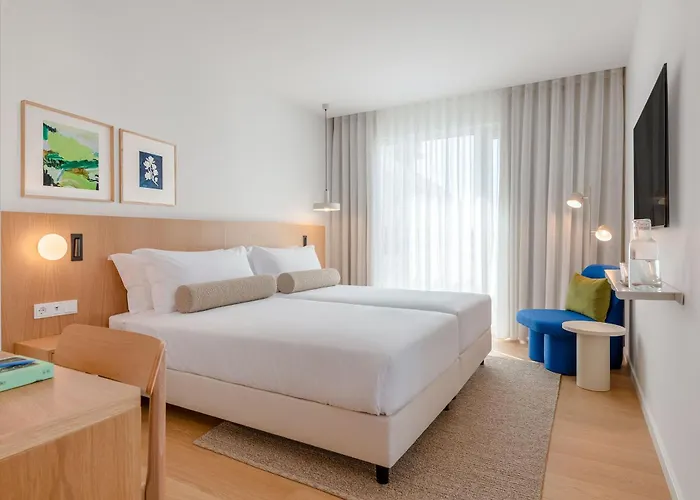 奥尔葵迪亚酒店 3*